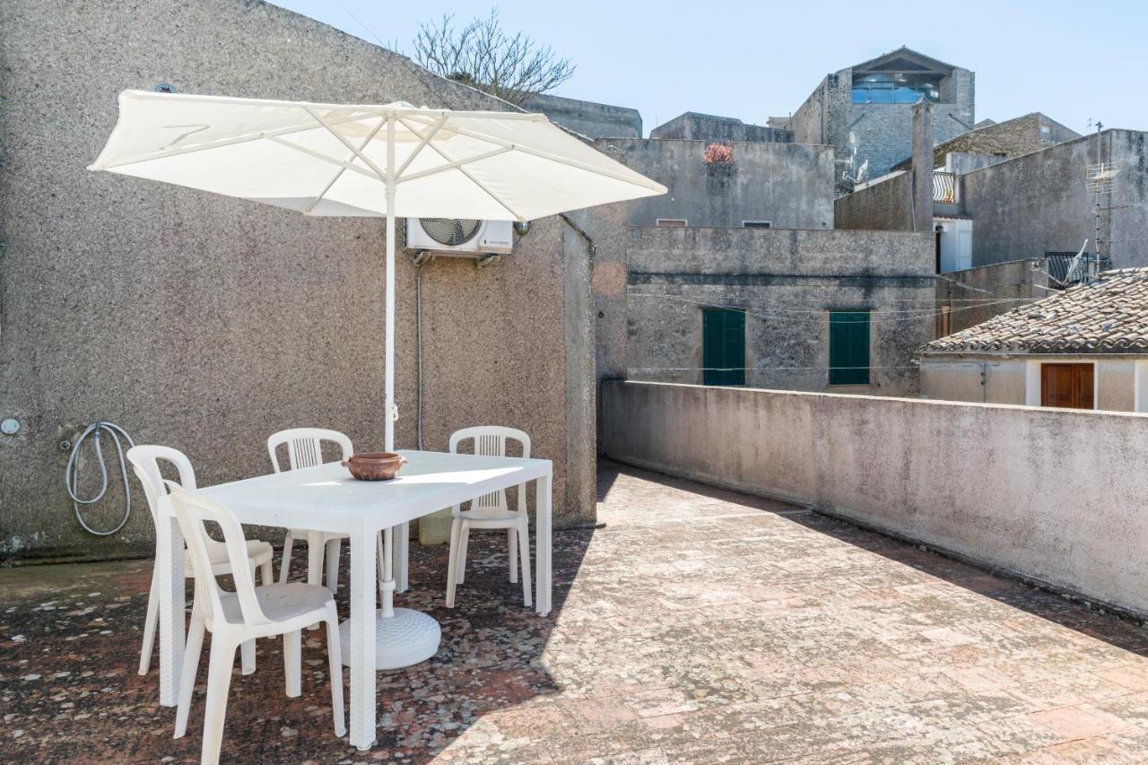 Il Monte Lägenhet Erice Exteriör bild